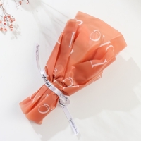 Букет из мыльных лепестков "Гвоздики" 11х8х25 см