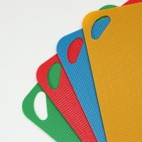 Доска разделочная противоскользящая гибкая Доляна, 38&times;29 см, цвет МИКС