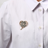 Брошь &laquo;На удачу&raquo;, 3.9 х 3.6 см