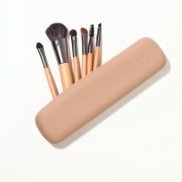 Футляр д/кистей 20*5*2см силикон бежевый пакет QF Футляр д/кистей 20*5*2см силикон бежевый пакет QF