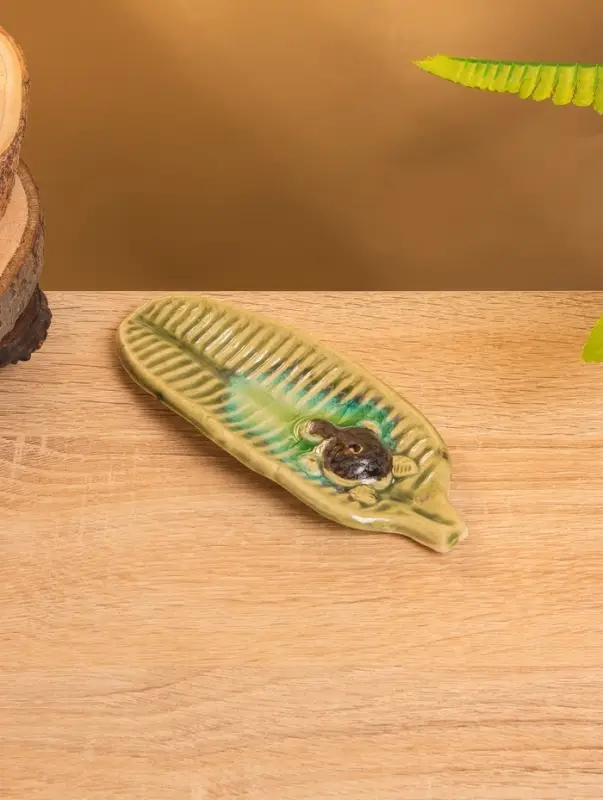 Подставка под благовония "Черепашонок на листе" керамика, цв. МИКС, 15х6х2 см