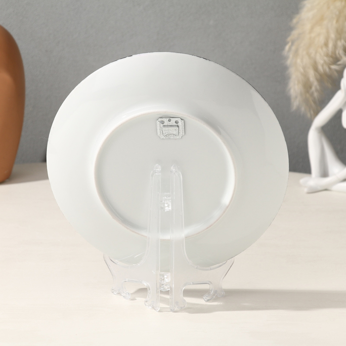 Тарелка декоративная &laquo;Тройка&raquo;, D = 19,5 см