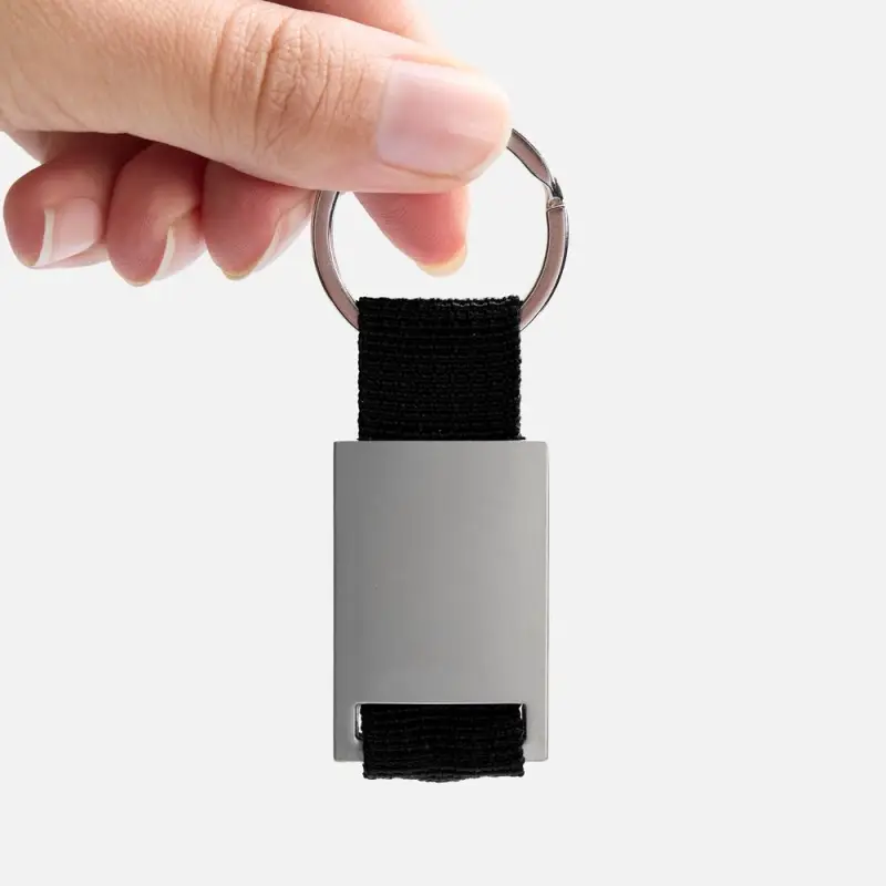 Брелок Inlet с тканевой вставкой, черный