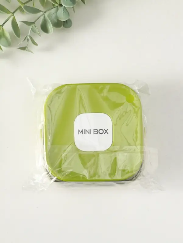 Шкатулка пластик для украшений с зеркалом, с ручкой 3 ячейки, 3 полосы, зелёны 9х9х3,8 см