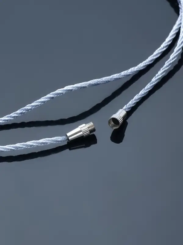 Шнурок гайтан 60 см d=2 мм, цвет серебряный, винтовой замок серебро