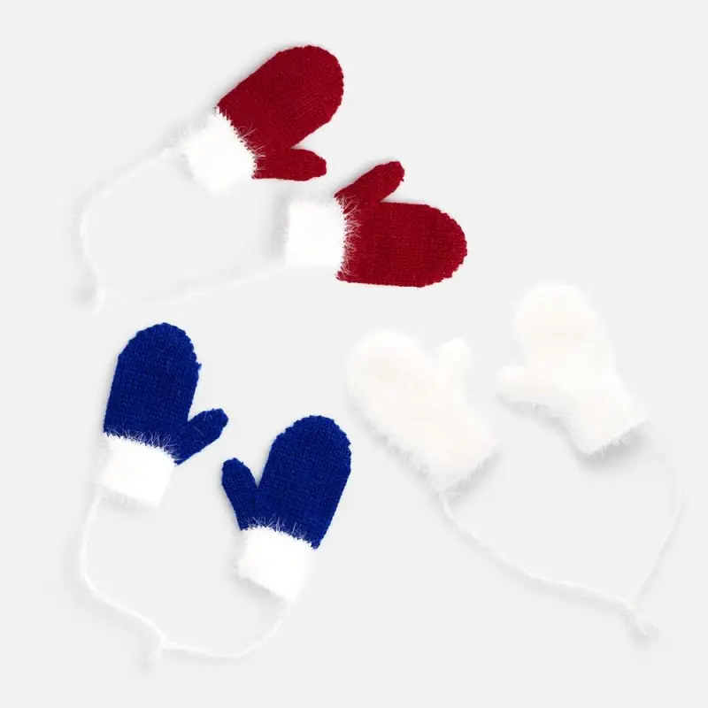 Подвеска на елку &laquo;Вьюшка&raquo;, варежки, красная