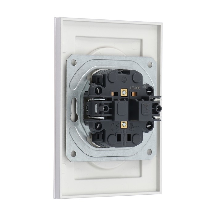 Розетка двухместная TOT Matte Glass, 10 А, скрытая, без з/к, стекло, серебристая Розетка двухместная TOT Matte Glass, 10 А, скрытая, без з/к, стекло, серебристая