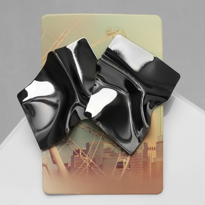 Серьги металл &laquo;Атмосфера&raquo; ромб мятый, цвет серый