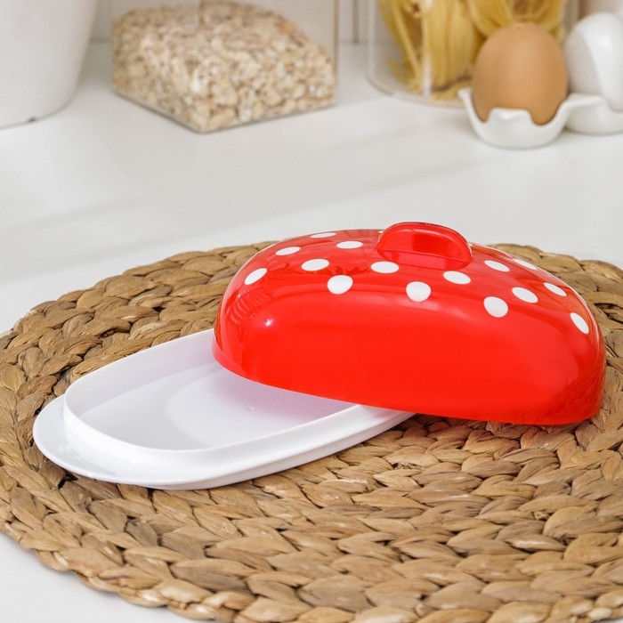 Маслёнка Marusya, цвет красный Маслёнка Marusya, цвет красный