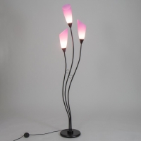 Торшер "Айрис" 3хЕ27 15Вт черно-фиолетовый h.167 см Торшер "Айрис" 3хЕ27 15Вт черно-фиолетовый h.167 см