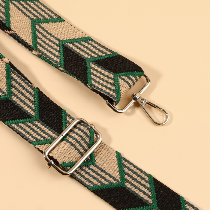 Ручка для сумки &laquo;Орнамент стрелки&raquo;, стропа, с карабинами, 139 &plusmn; 3 &times; 3,8 см, цвет зелёный/чёрный