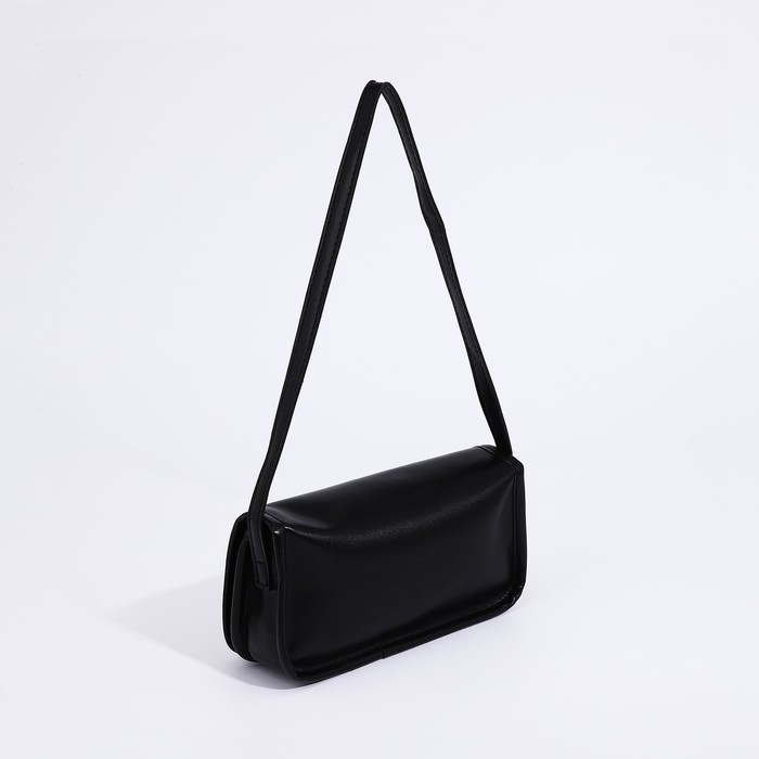 Сумка-мессенджер на застёжке, цвет чёрный Сумка-мессенджер на застёжке, цвет чёрный