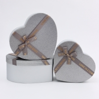 Набор коробок 3 в 1 сердца 31 х 27 х 13,3; 28 х 25 х 11,7; 26 х 23 х 10,3 см Набор коробок 3 в 1 сердца 31 х 27 х 13,3; 28 х 25 х 11,7; 26 х 23 х 10,3 см