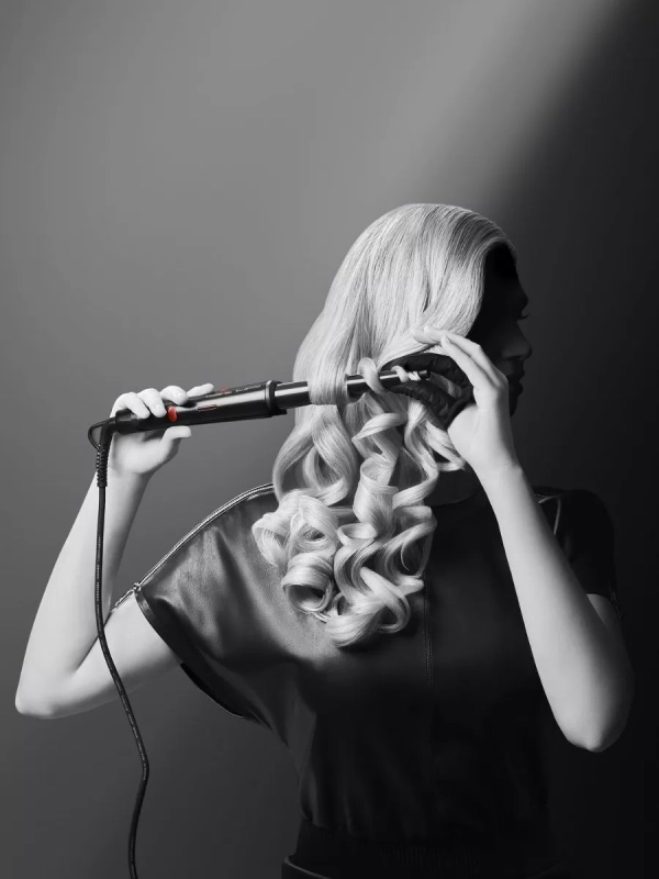 Конусная плойка для волос Karl Lagerfeld CF324LF0, черная