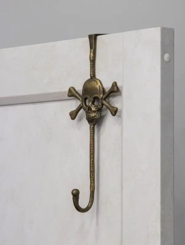 Крючок настенный &laquo;Пиратский&raquo;, 33&times;13.5&times;6 см, алюминий