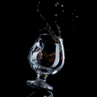 Бокал "Непробиваемый", пуля, для коньяка, коробка, 395 мл Бокал "Непробиваемый", пуля, для коньяка, коробка, 395 мл