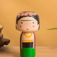 Деревянная кукла кокеши &laquo;Фрида&raquo;, 8&times;7.5&times;16 см