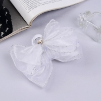 Краб для волос "Школьница" 12х9 см ,белый с бусинкой Краб для волос "Школьница" 12х9 см ,белый с бусинкой