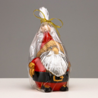 Свеча декоративная "Санта", 12х8,6х7,4 см