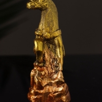 Статуэтка "Конь с мухой" 8х6х3 см, цвет золото