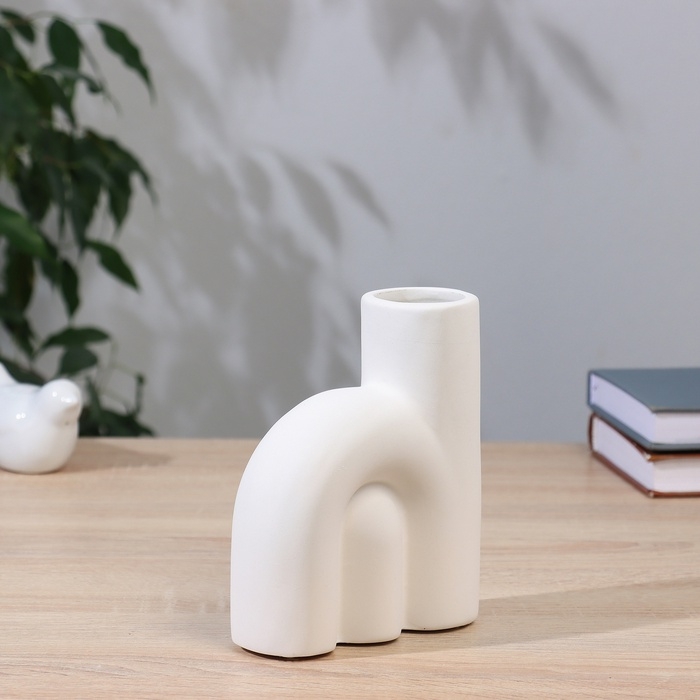 Ваза керамика настольная Ваза керамика настольная "Кирстен" белая, 16х5х13 см
