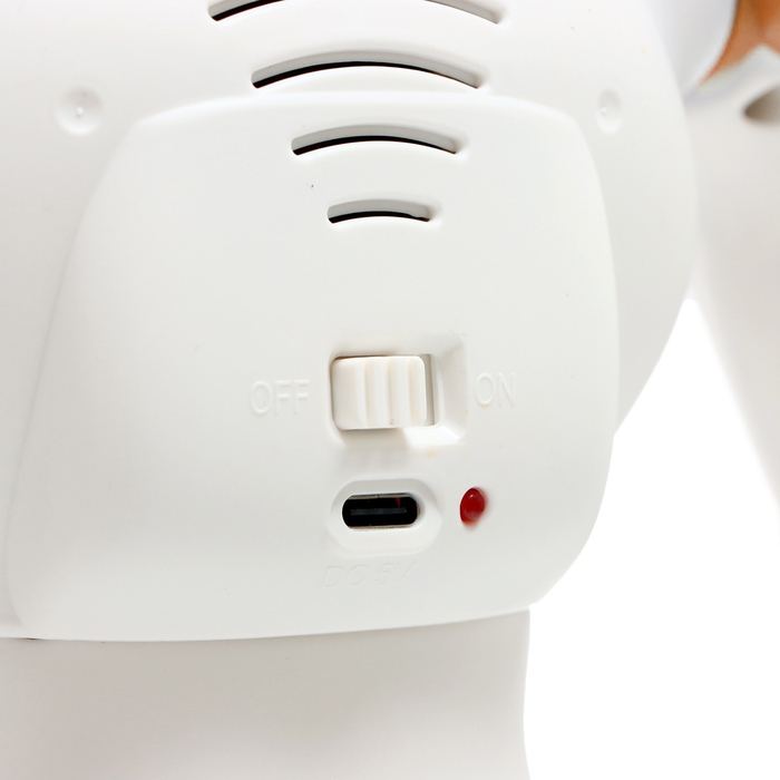 Робот &laquo;Хантер&raquo;, радиоуправляемый, световые и звуковые эффекты, работает от аккумулятора, цвет оранжевый