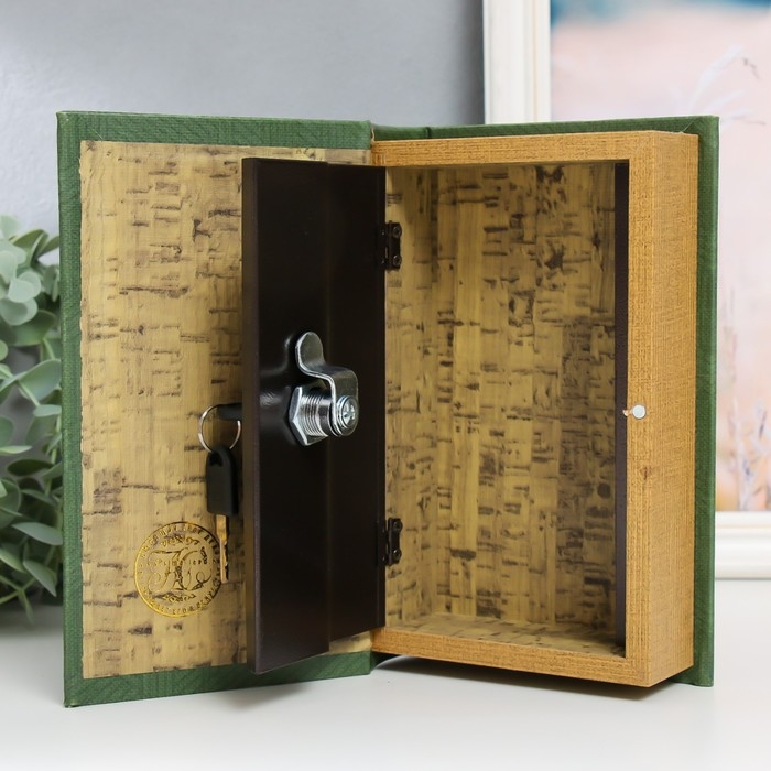 Сейф-книга дерево кожзам "Семья - это навсегда" 21х13х5 см