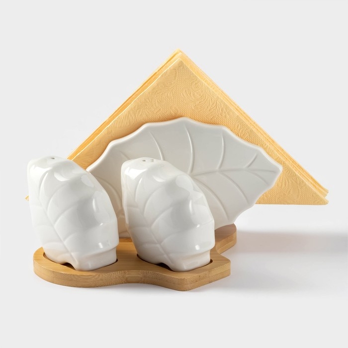 Набор фарфоровый для специй на бамбуковой подставке BellaTenero &laquo;Листья&raquo;, 4 предмета: солонка 120 мл, перечница 120 мл, салфетница, подставка, цвет белый