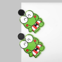 Серьги пластик &laquo;Лягушки&raquo; в бабочках, цветные в серебре