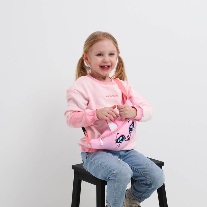 Сумка поясная детская для девочки Сумка поясная детская для девочки "Кошечка", 31 х см, отдел на молнии, цвет красный