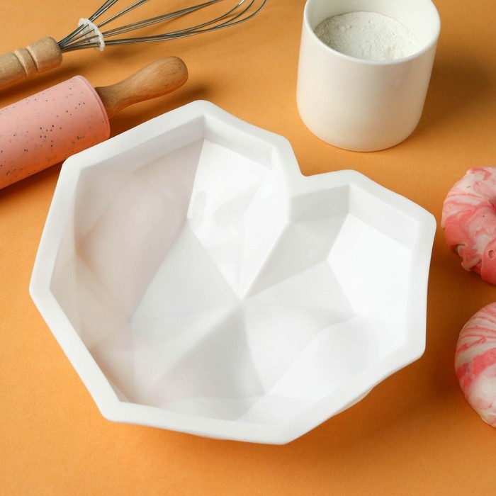 Форма для муссовых десертов и выпечки KONFINETTA &laquo;Геометрия любви&raquo;, силикон, 21,5&times;20&times;6 см, цвет белый