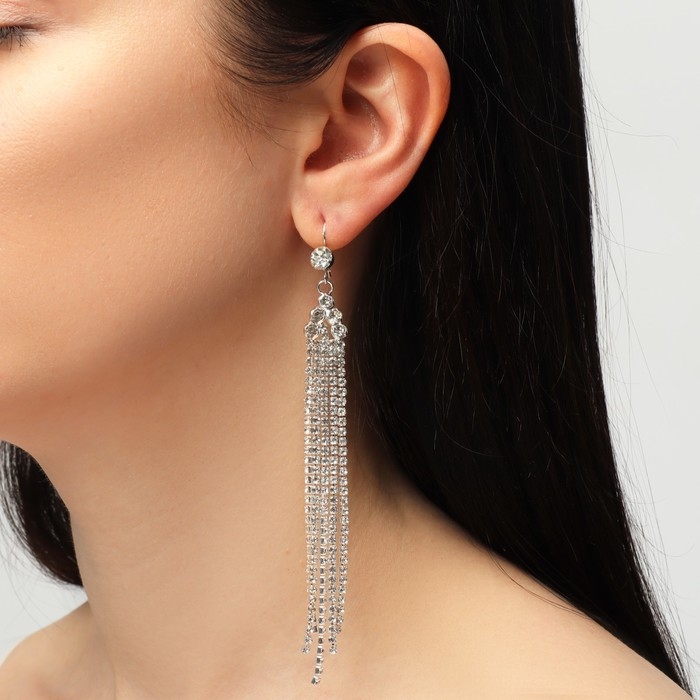 Серьги висячие со стразами «Голливуд» тонкость, цвет белый в серебре, 11,2 см Серьги висячие со стразами «Голливуд» тонкость, цвет белый в серебре, 11,2 см