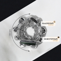 Зажим для платка &laquo;Бантики с бусинами&raquo;, цвет белый в серебре