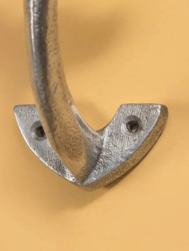 Крючок "Китовый хвост" 12х9 см