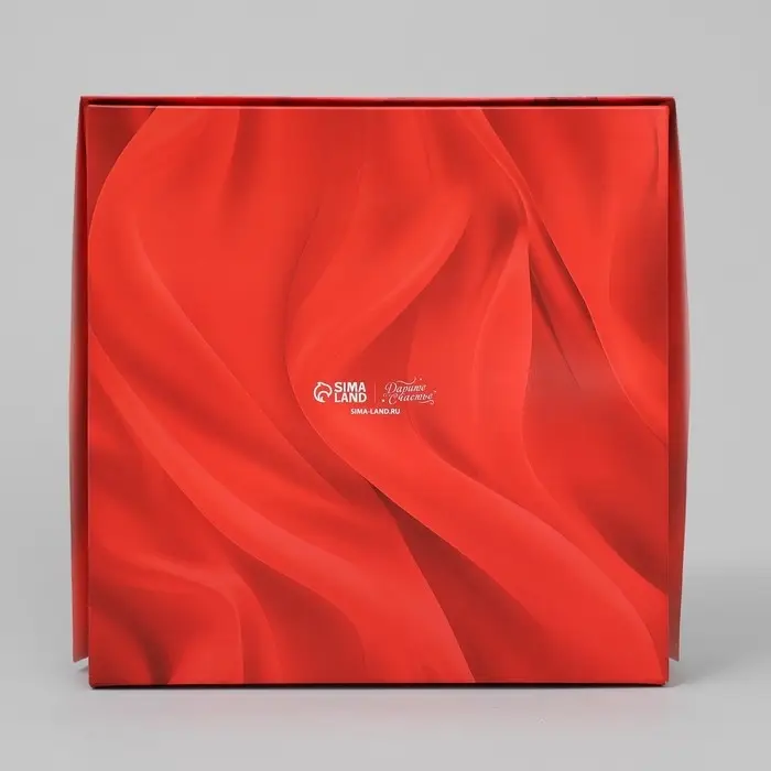 Кондитерская упаковка, коробка с ламинацией &laquo;With love&raquo;, 20 х 20 х 4 см