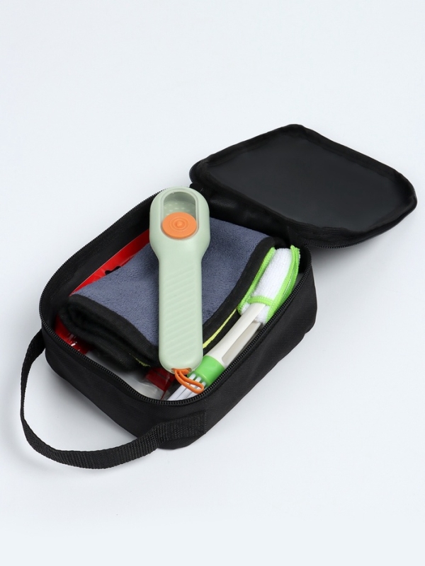 Набор автомобилиста для чистки салона "Настоящему мужику", 4 предмета