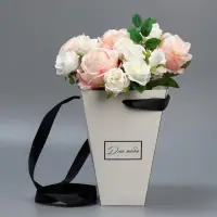 Переноска для цветов на лентах &laquo;Для тебя&raquo;, 17 х 25 х 9 см