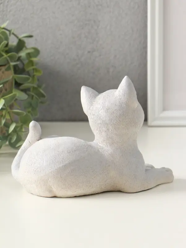 Статуэтка "Кошка лежит" 13х17х12 см, гипс, серый