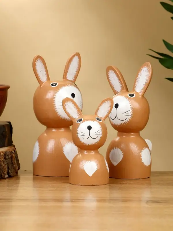 Набор сувенирный &laquo;Зайки&raquo;, h=15 см, h=13 см, h=10.5 см, дерево, коричневый