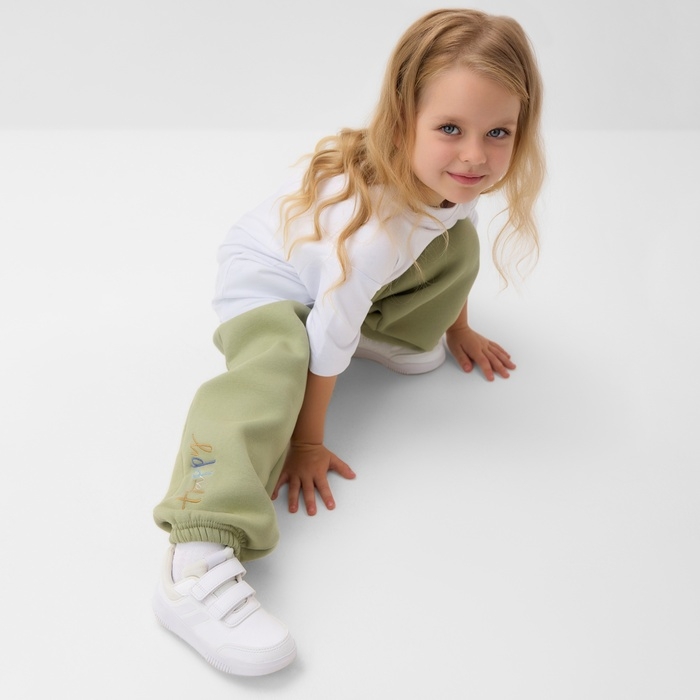 Брюки для девочки с начёсом MINAKU: Exclusive print, оливковые, Oversize рост 158 см