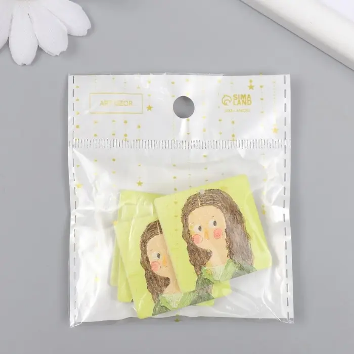 Декор для творчества акрил "Румянная девушка" 0,2х3,5х3,5 см