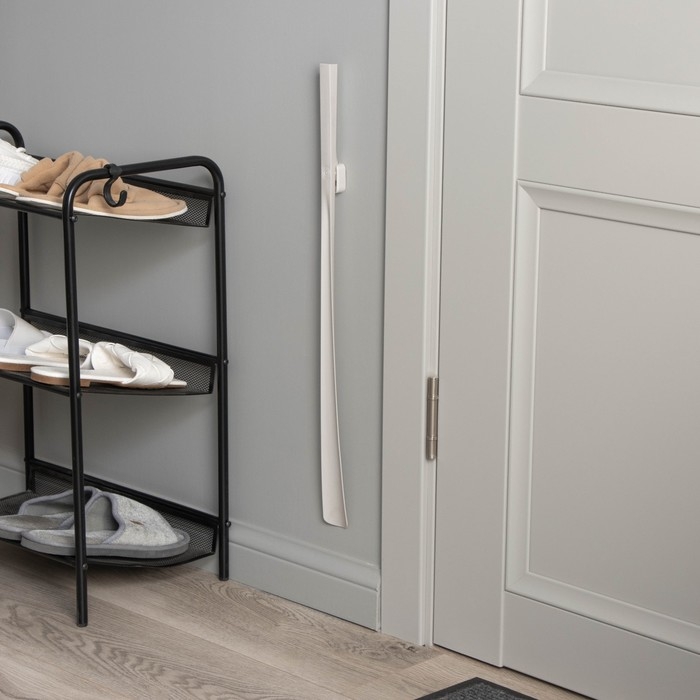 Ложка для обуви с магнитным держателем, 61,5&times;4,1&times;2 см, платиновая