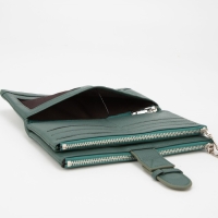 Кошелёк женский на магните, цвет зелёный