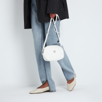 Сумка кросс-боди на молнии, цвет белый Сумка кросс-боди на молнии, цвет белый