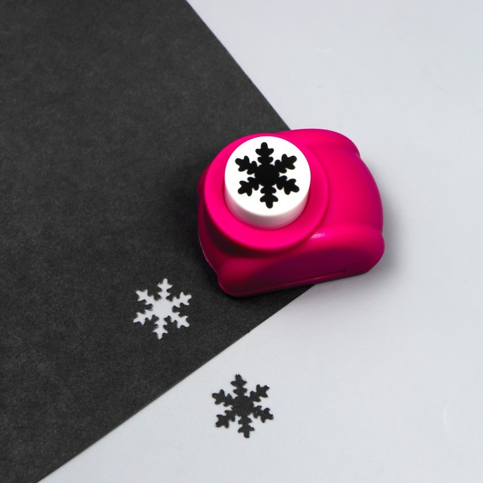 Набор фигурных дыроколов в сундуке, 8 шт МИКС