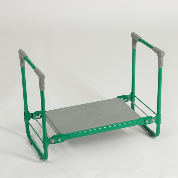 Скамейка-перевёртыш для дачи Nika складная 56х30х42.5 см, зелёная, до 100кг, для грядок Скамейка-перевёртыш для дачи Nika складная 56х30х42.5 см, зелёная, до 100кг, для грядок