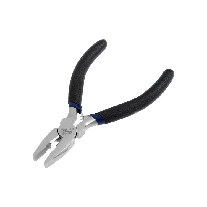 Плоскогубцы ТУНДРА ВДОМ, никелированные, обрезиненные рукоятки, 120 мм Плоскогубцы ТУНДРА ВДОМ, никелированные, обрезиненные рукоятки, 120 мм