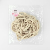 Тесьма декоративная с помпонами, 12 &plusmn; 2 мм, 9,1 &plusmn; 0,5 м, цвет молочный