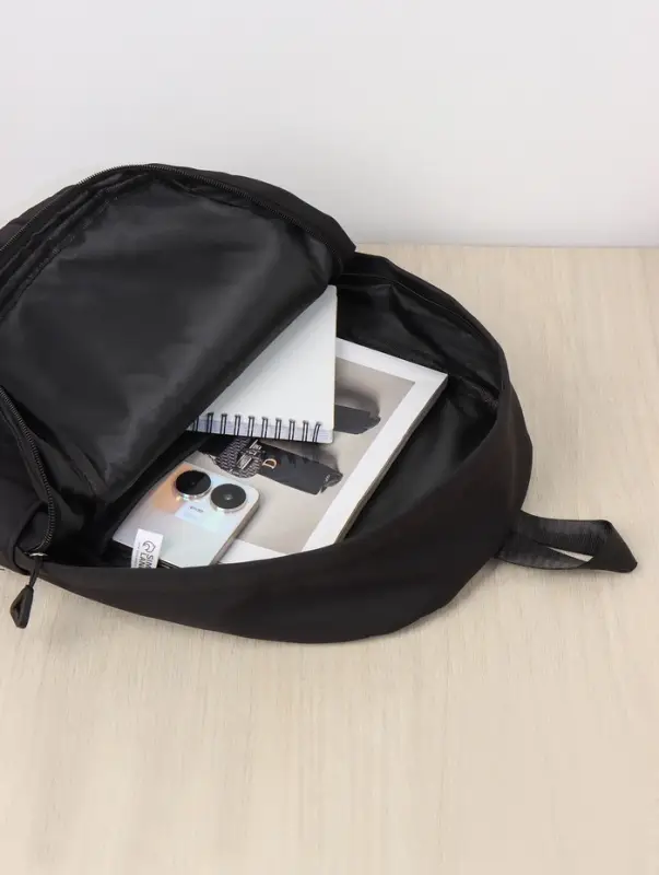 Рюкзак, 28*11*40, отд на молнии, 2 н/к на молнии, 2 б/к, черный