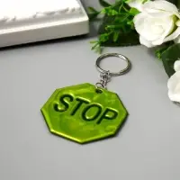 Брелок пластик светоотражающий STOP 5,5х5,5 см, МИКС